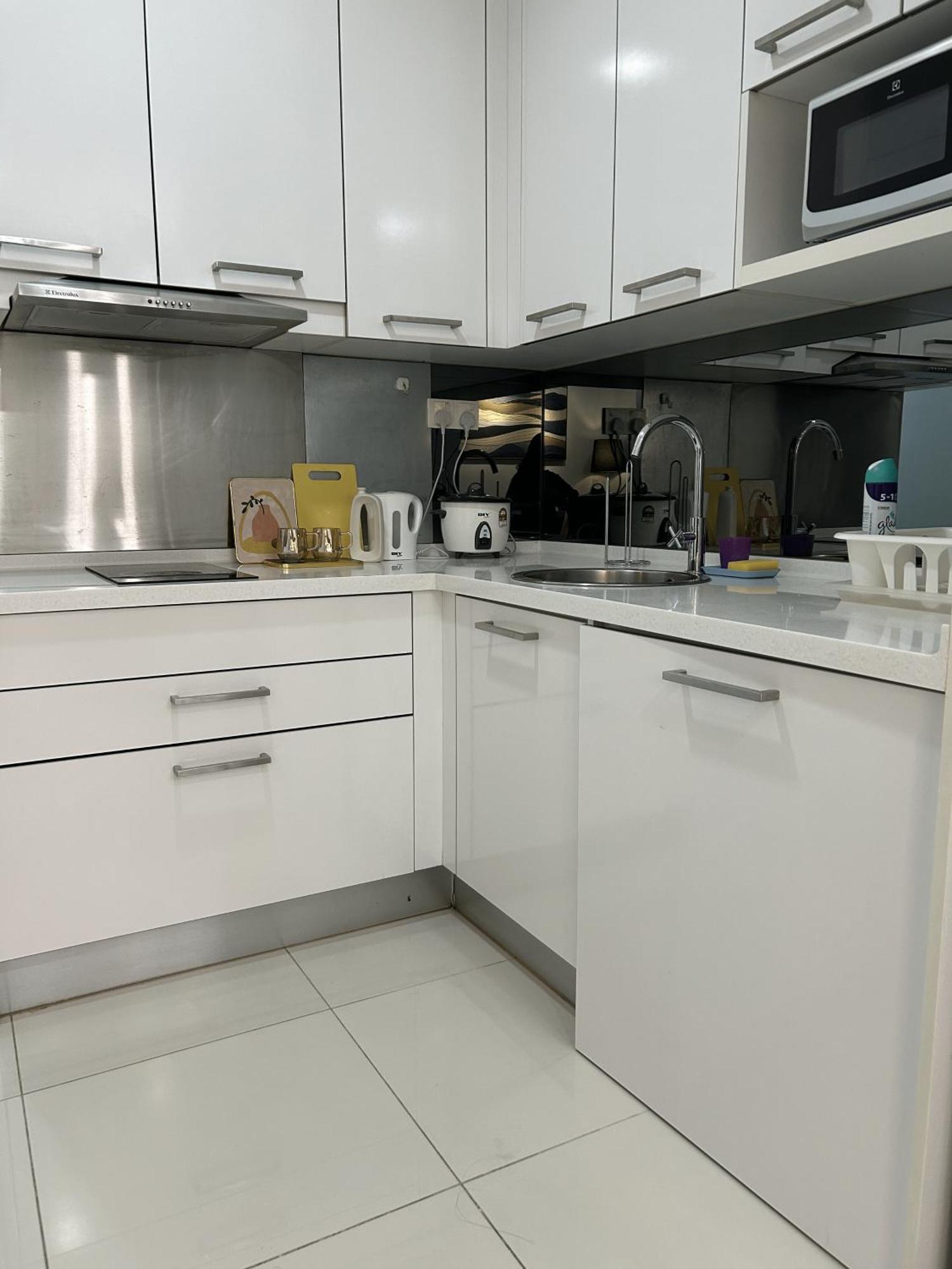 Summer Suites Klcc By Impexia كوالالمبور المظهر الخارجي الصورة